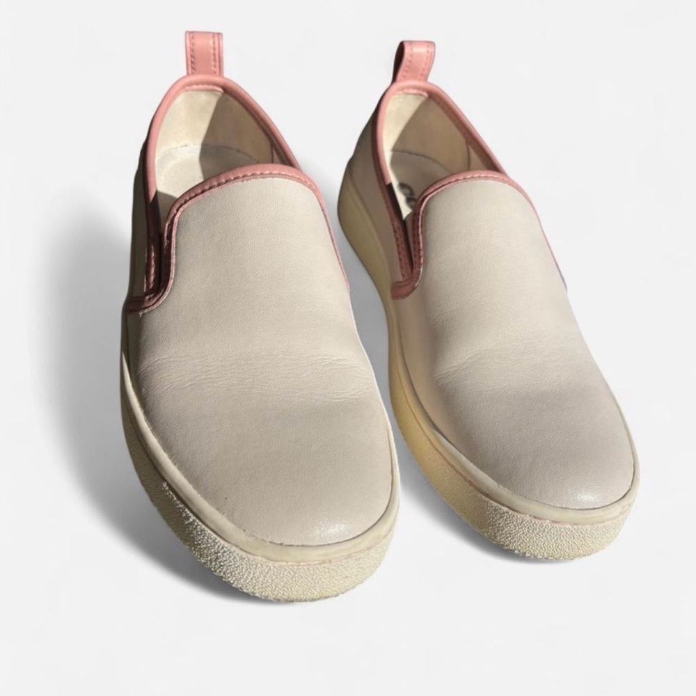 Coach C115 slip-ons - leather with pink peony trim. Size 7.5